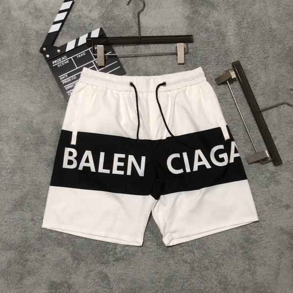 ブランドハーフパンツ背面デザイン